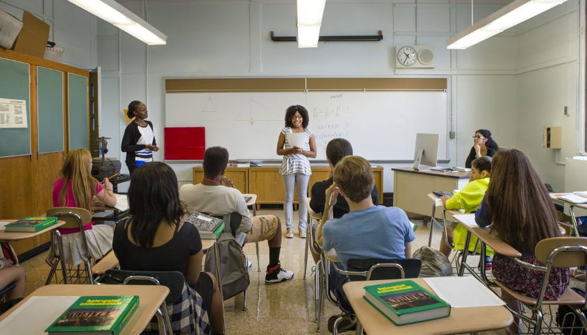 How do you speak in front of a group without being nervous?